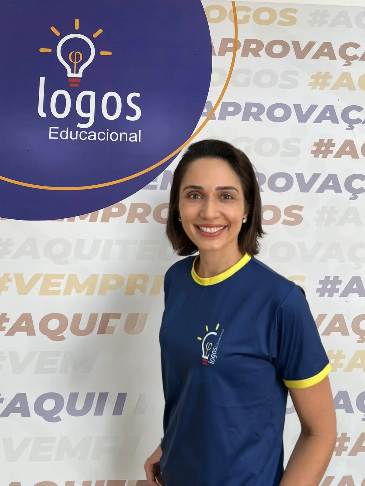 Sarah, professor(a) de História no Logos Educacional